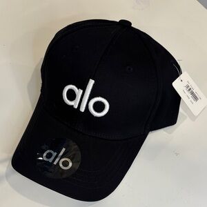 *ALO off duty Style Hat – Black White Embroidered Logo NWT 0326